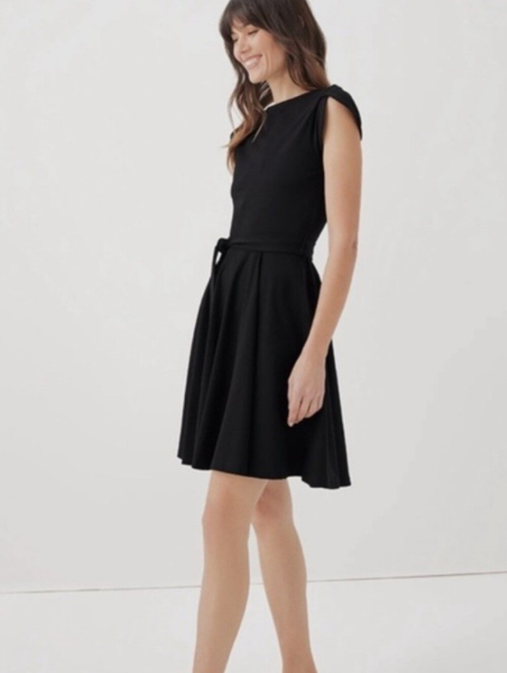 NWT Pact Organic Cotton Fit & Flare Petal Sleeve Dress Black Pockets Large - Picture 3 of 10